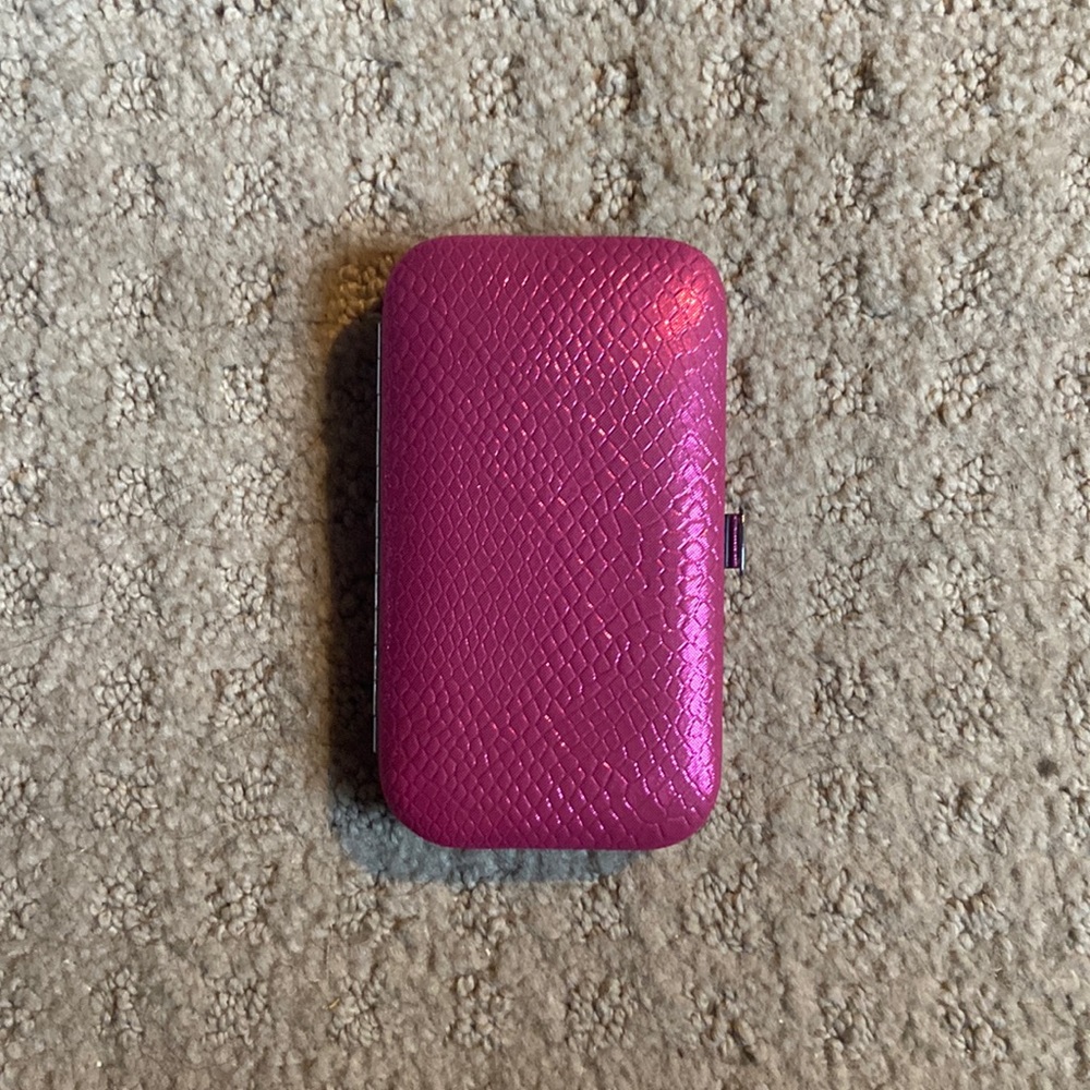 Mini nail kit